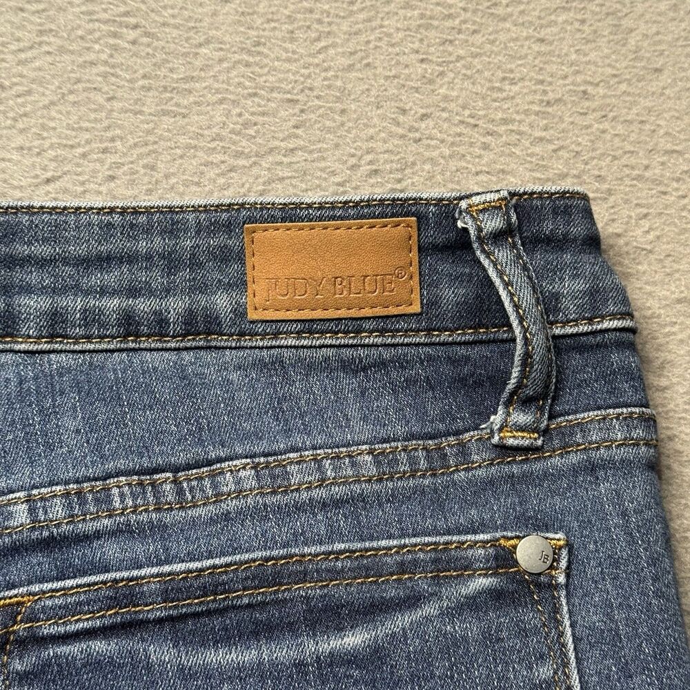 Judy Blue Womens 32 Capri Straight Leg Jeans Blue Mid Rise Stretch Denim - Picture 5 of 11